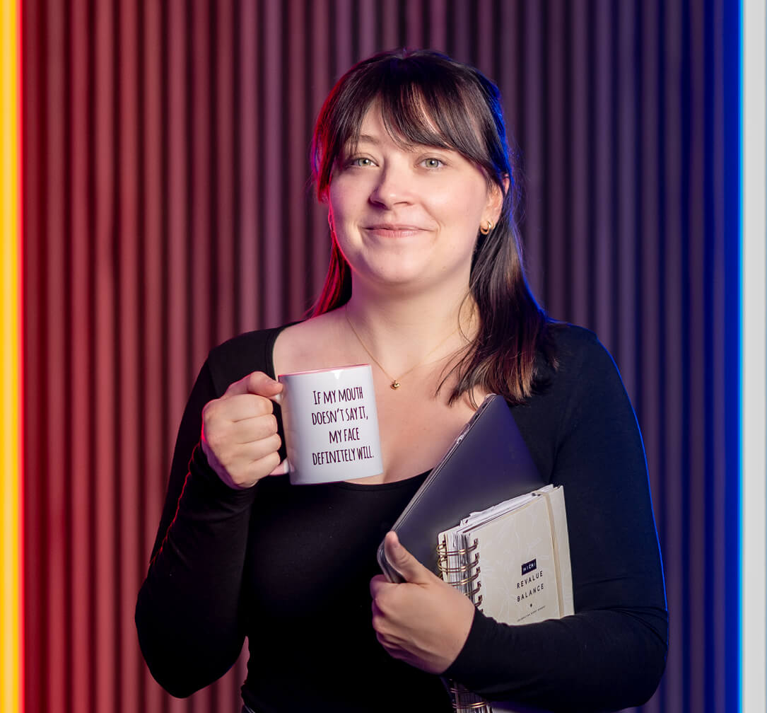 Michelle Oesterheld mit Tasse